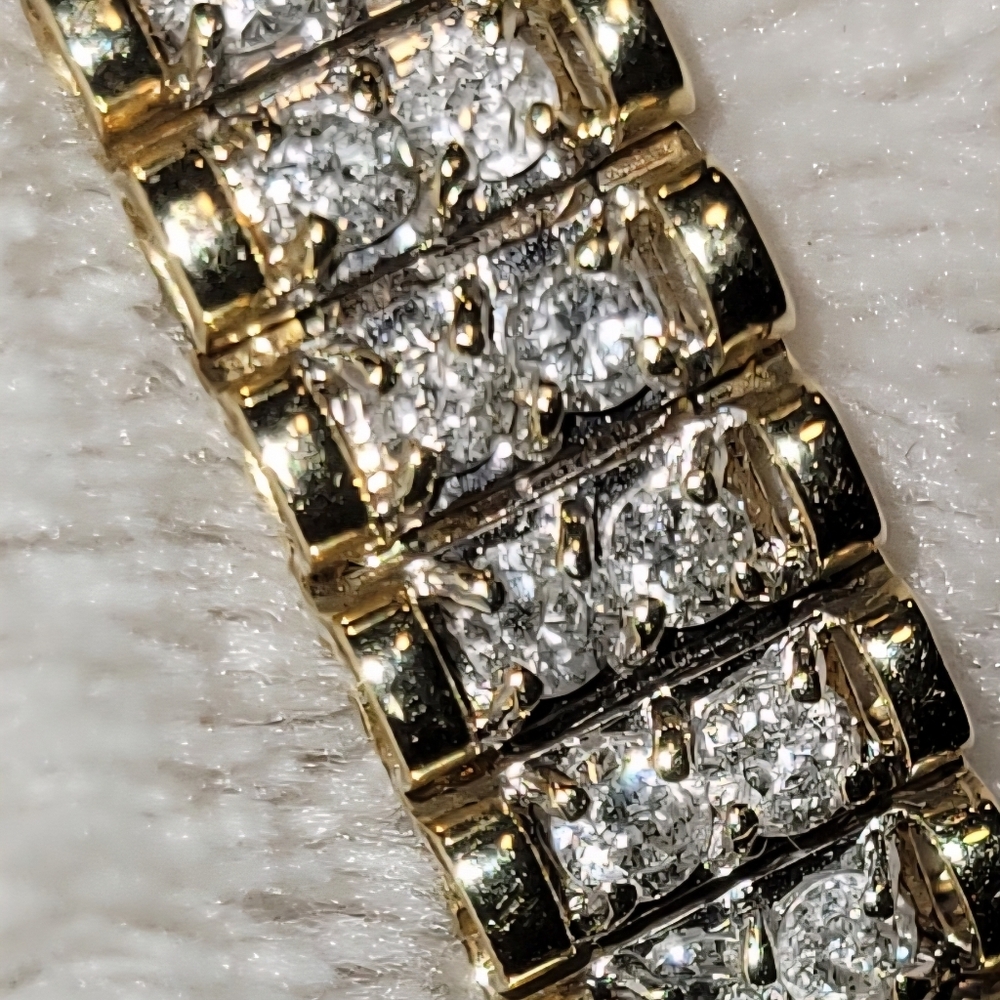 Genuine Diamond,  10k Gold, 7",  Women's Bracelet - Picture 14 of 16